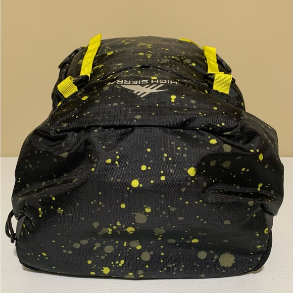 High Sierra Pathway 2.0 Youth 50L Backpack-NWT main image 15